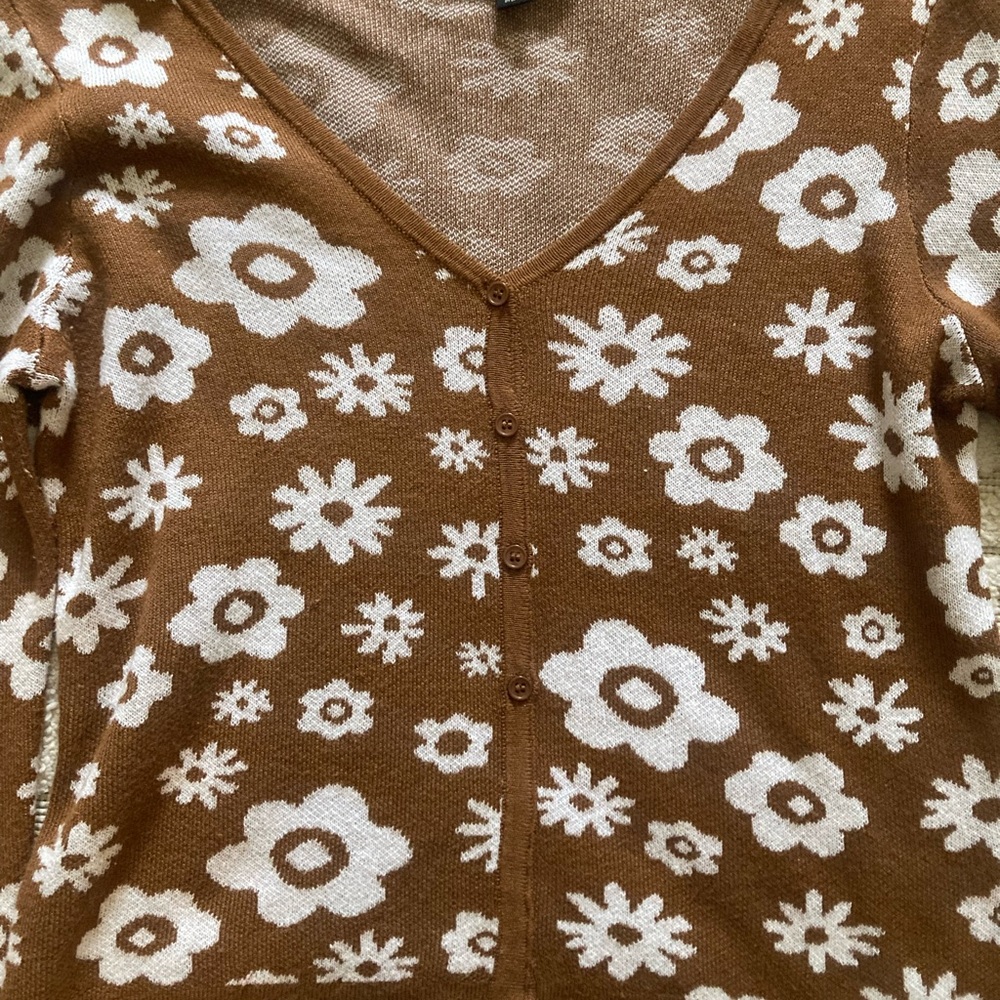 Social Scene Brown and White Floral Cardigan Sweater - Picture 3 of 7
